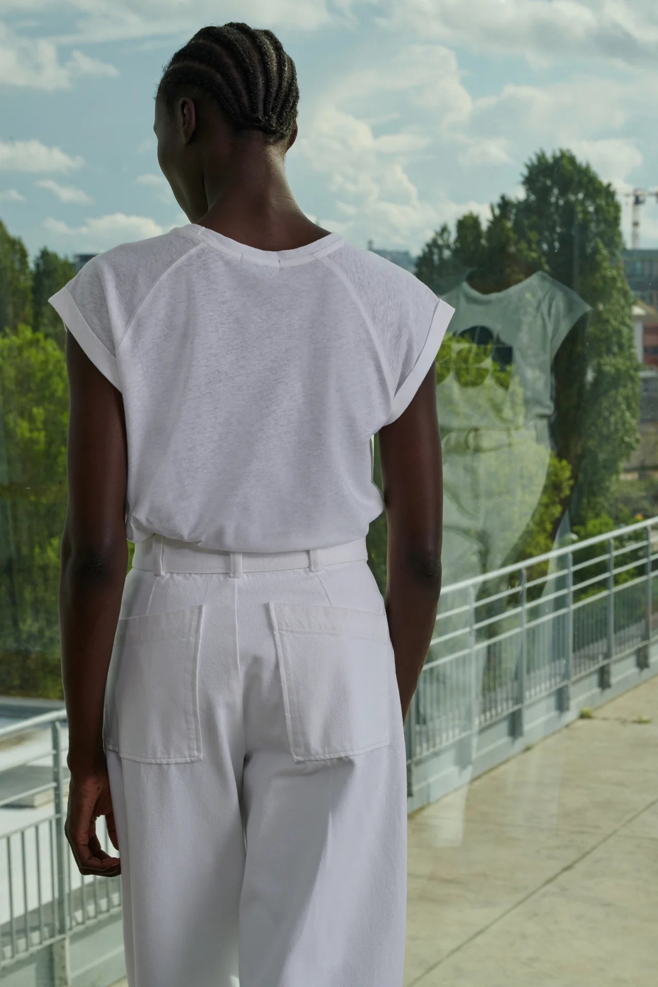 Coupe droite avec encolure ronde