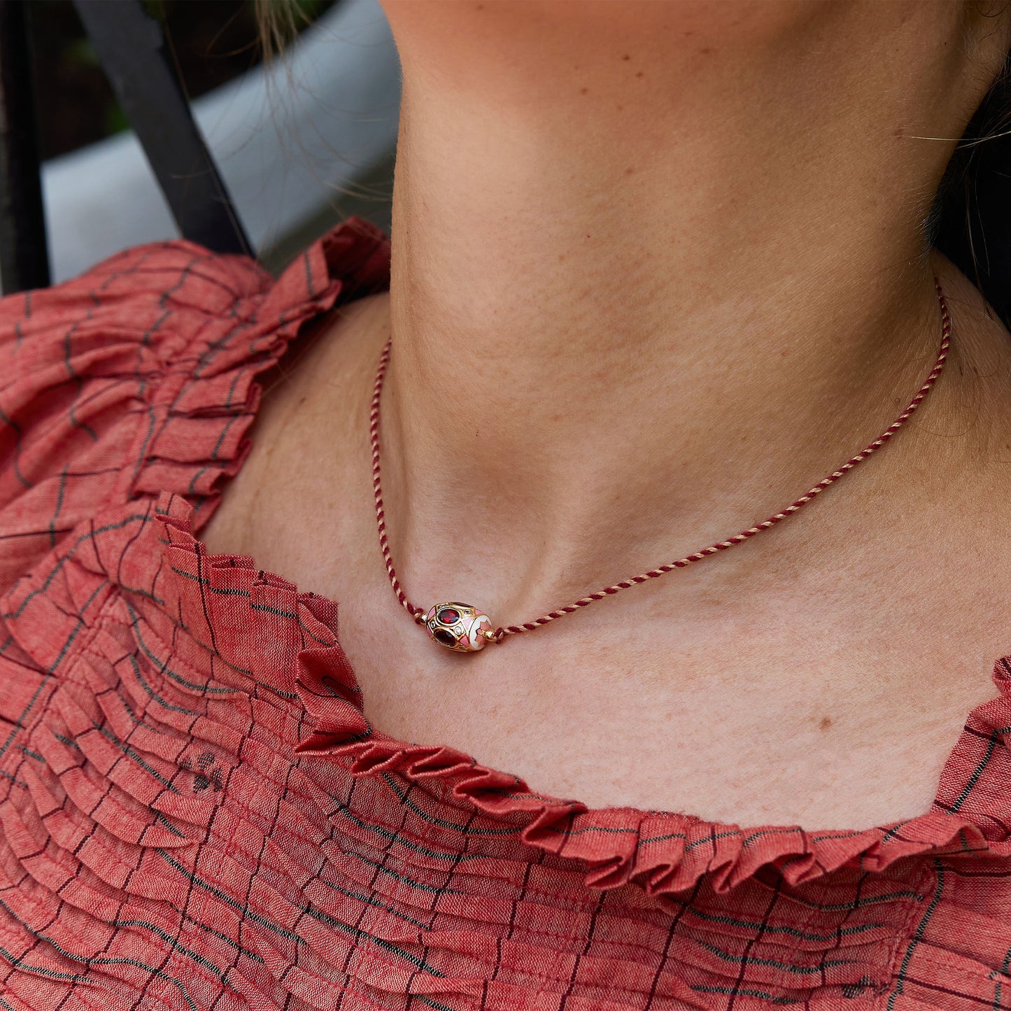 Collier Cien Fuegos, une création artisanale d'Inde