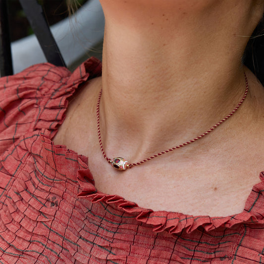 Collier Cien Fuegos, une création artisanale d'Inde