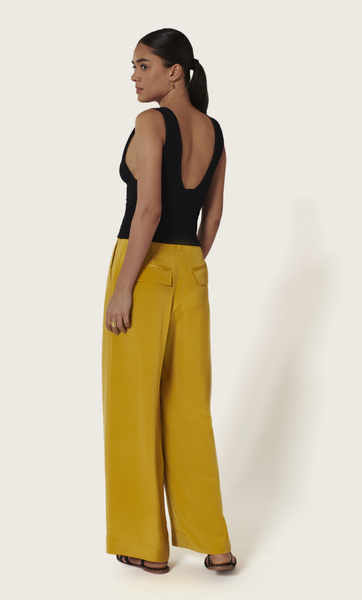 Top Nikita Noir - Karma Koma