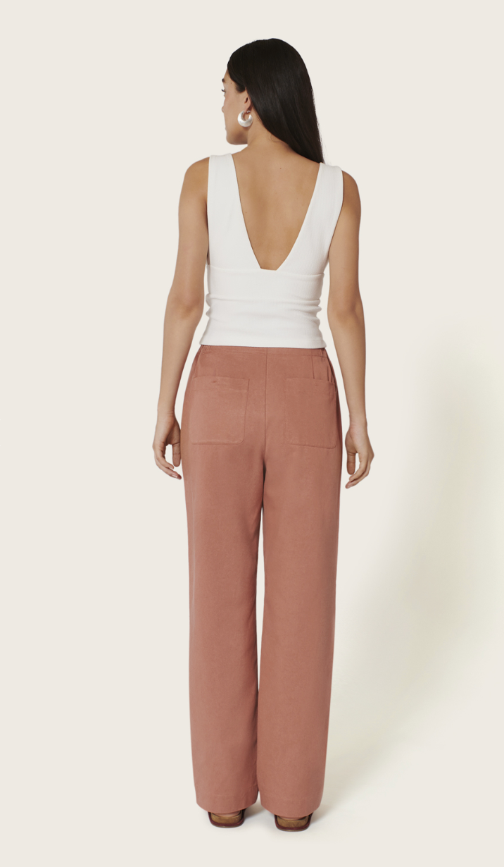 Top Nikita Snow - Karma Koma