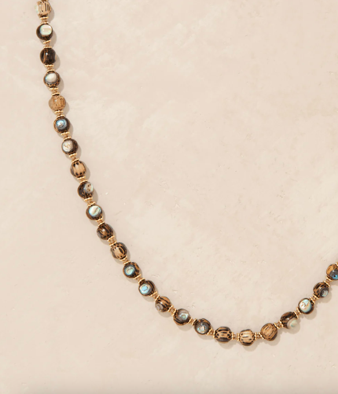 Sautoir Woody Bois de Palmier/Nacre- Tityaravy