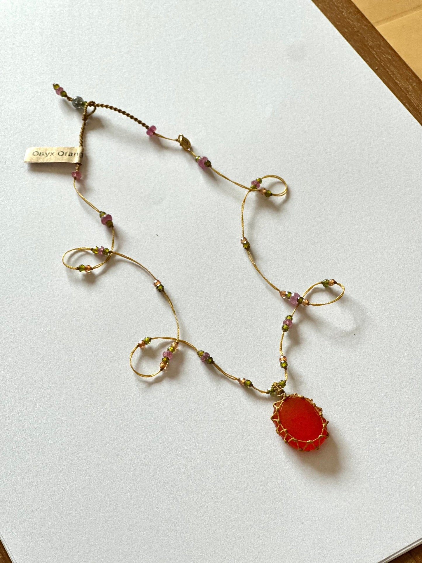 Collier Court Tibétain Onyx Orange - Sharing