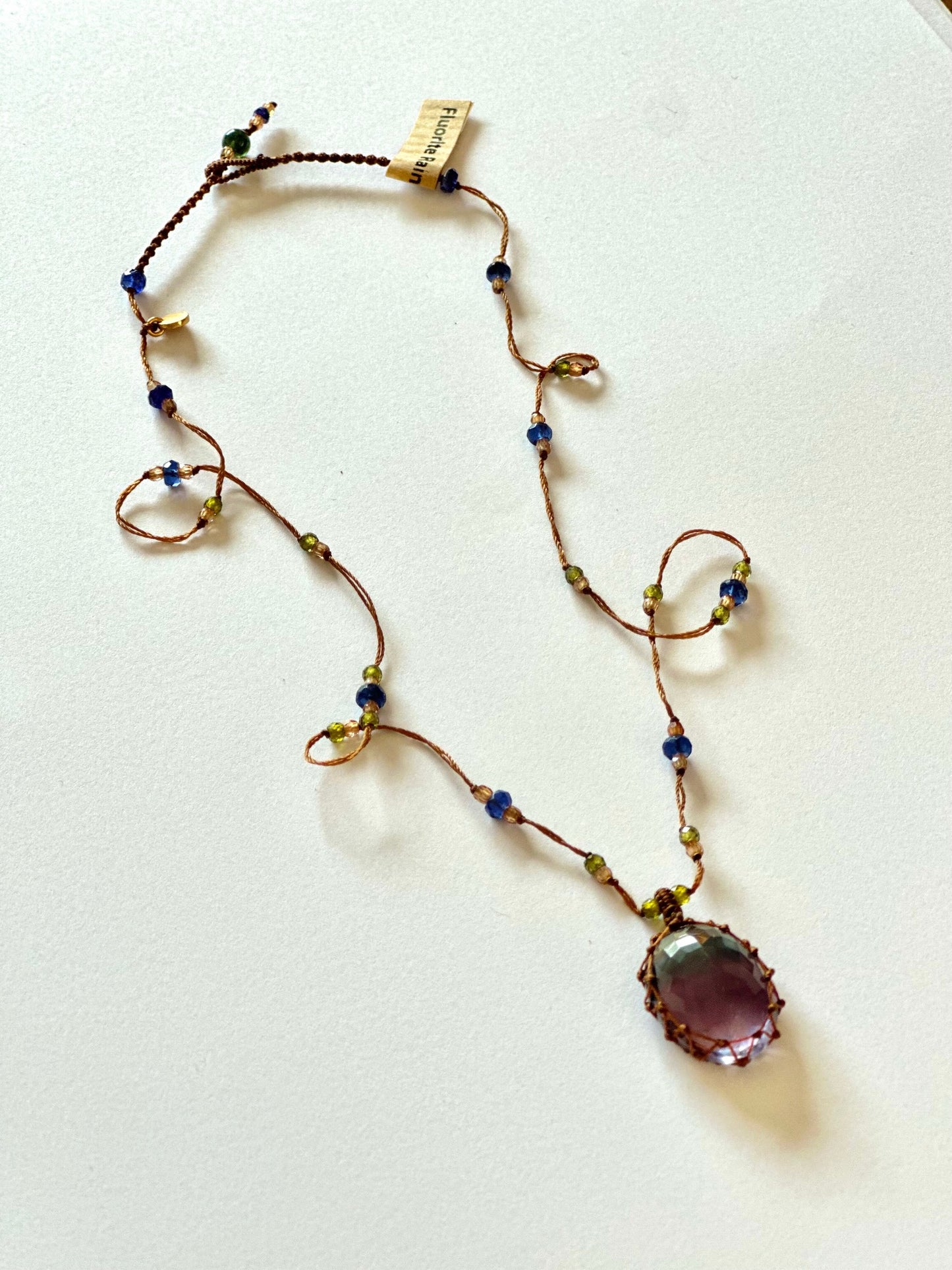 Collier Court Tibétain Fluorite Rainbow 2 (Rare) - Sharing