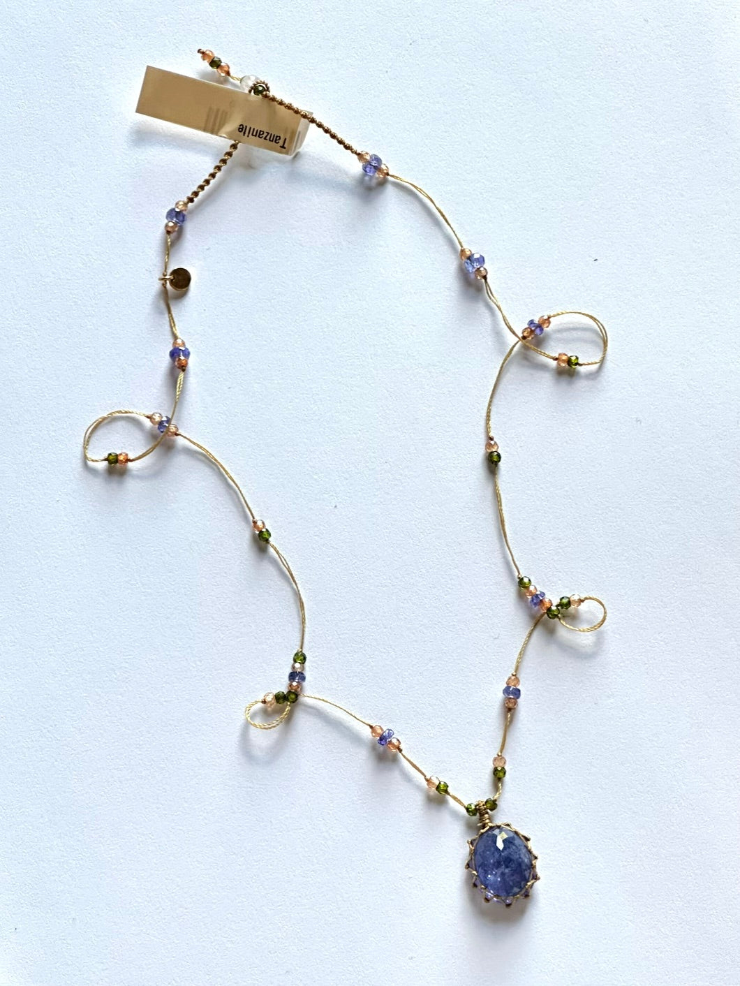 Collier Court Tibétain Tanzanite (Rare) - Sharing