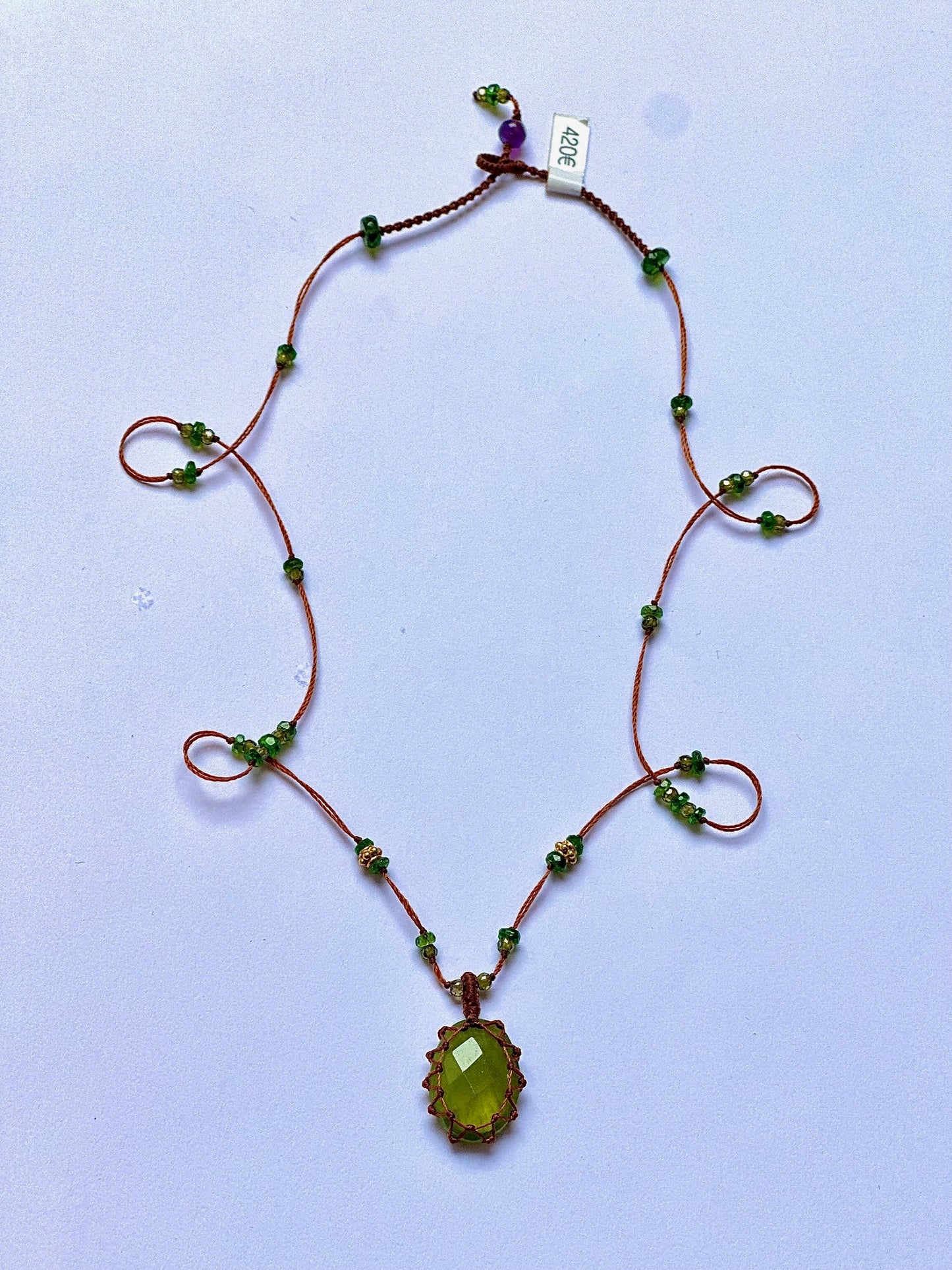 Collier Court Tibétain So Precious Vésuvianite - Sharing