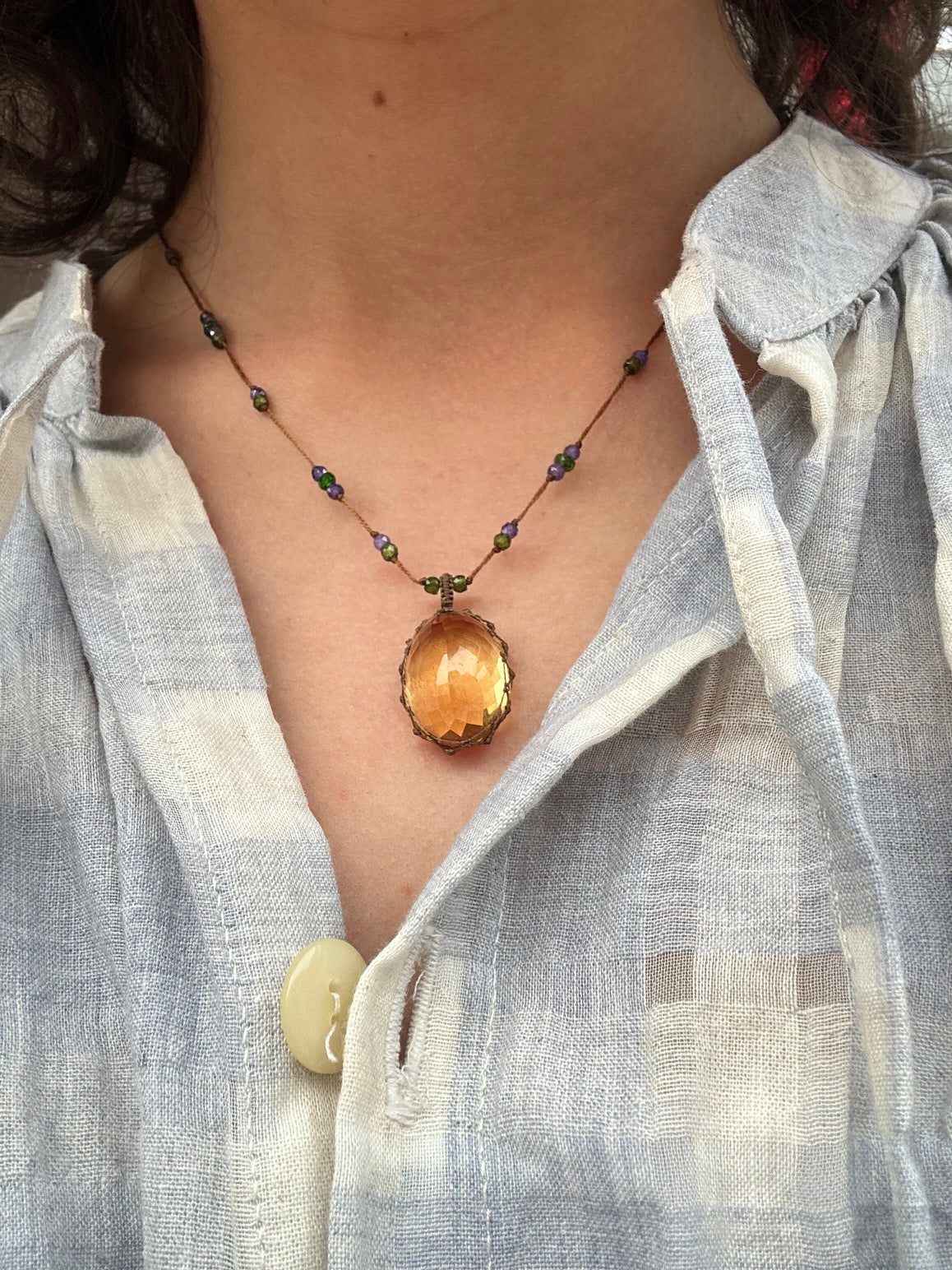 Collier Court Tibétain Citrine Fil Brun - Sharing