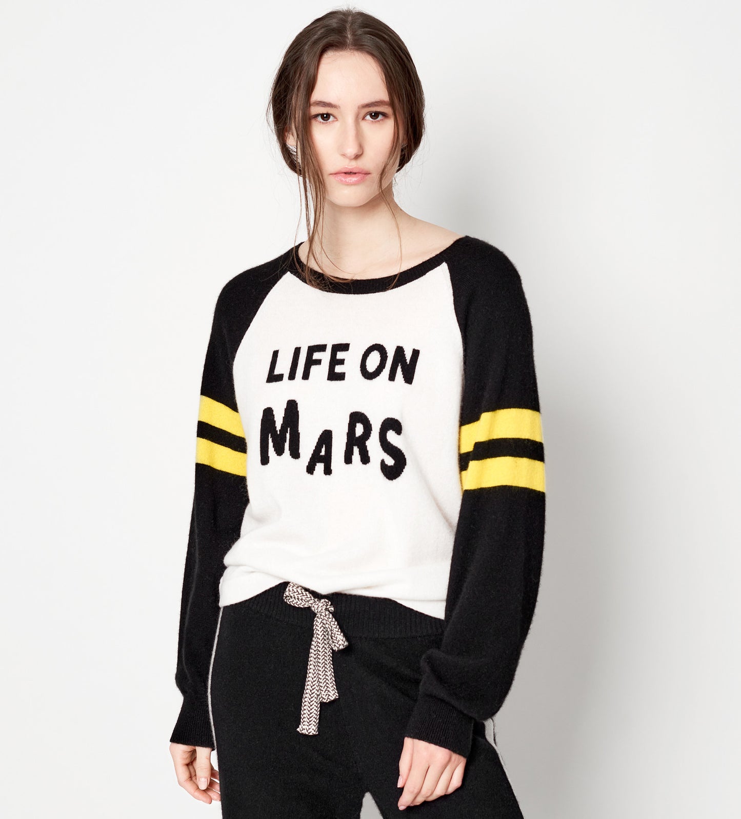 Pull Life on Mars - Madluv