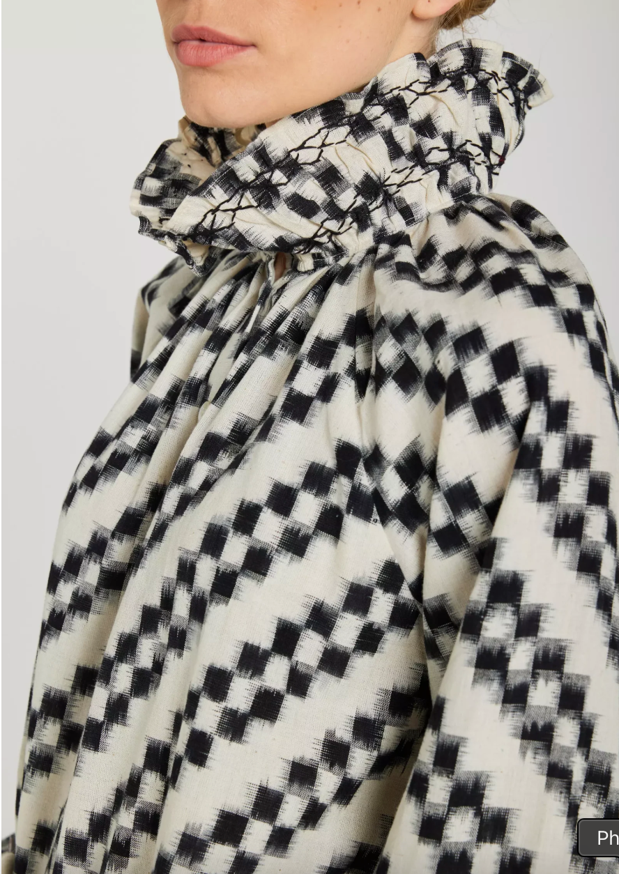Blouse Abril Ikat Noir et Blanc - V de Vinster
