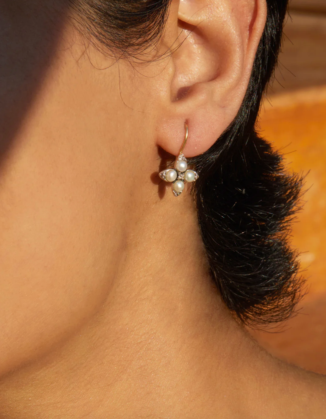 Boucles d'Oreille Marguerite Nacre - Dorothée Sausset