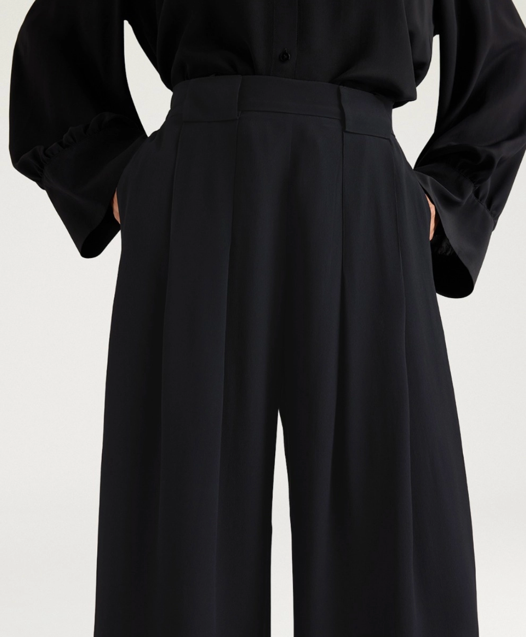 Pantalon Aspen Soie Uni Noir - Momoni