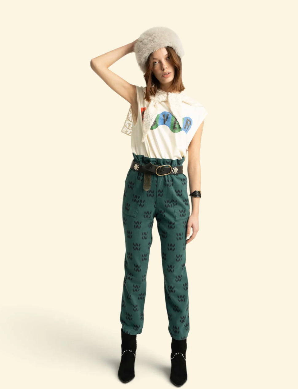 Sleeveless T-Shirt Ecru Lover - Sisters Department