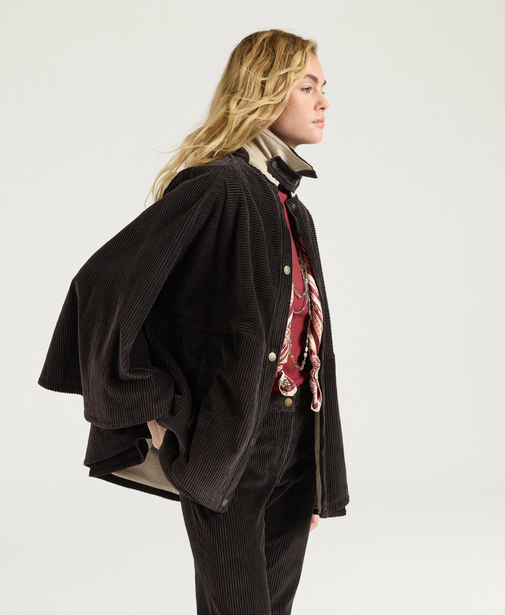Veste Eldara Velours Courrant Brun Foncé - Momoni