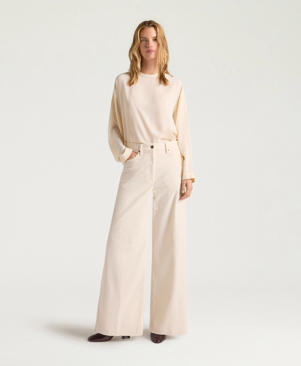 Pantalon Aoki Velours Courbé Crème - Momoni