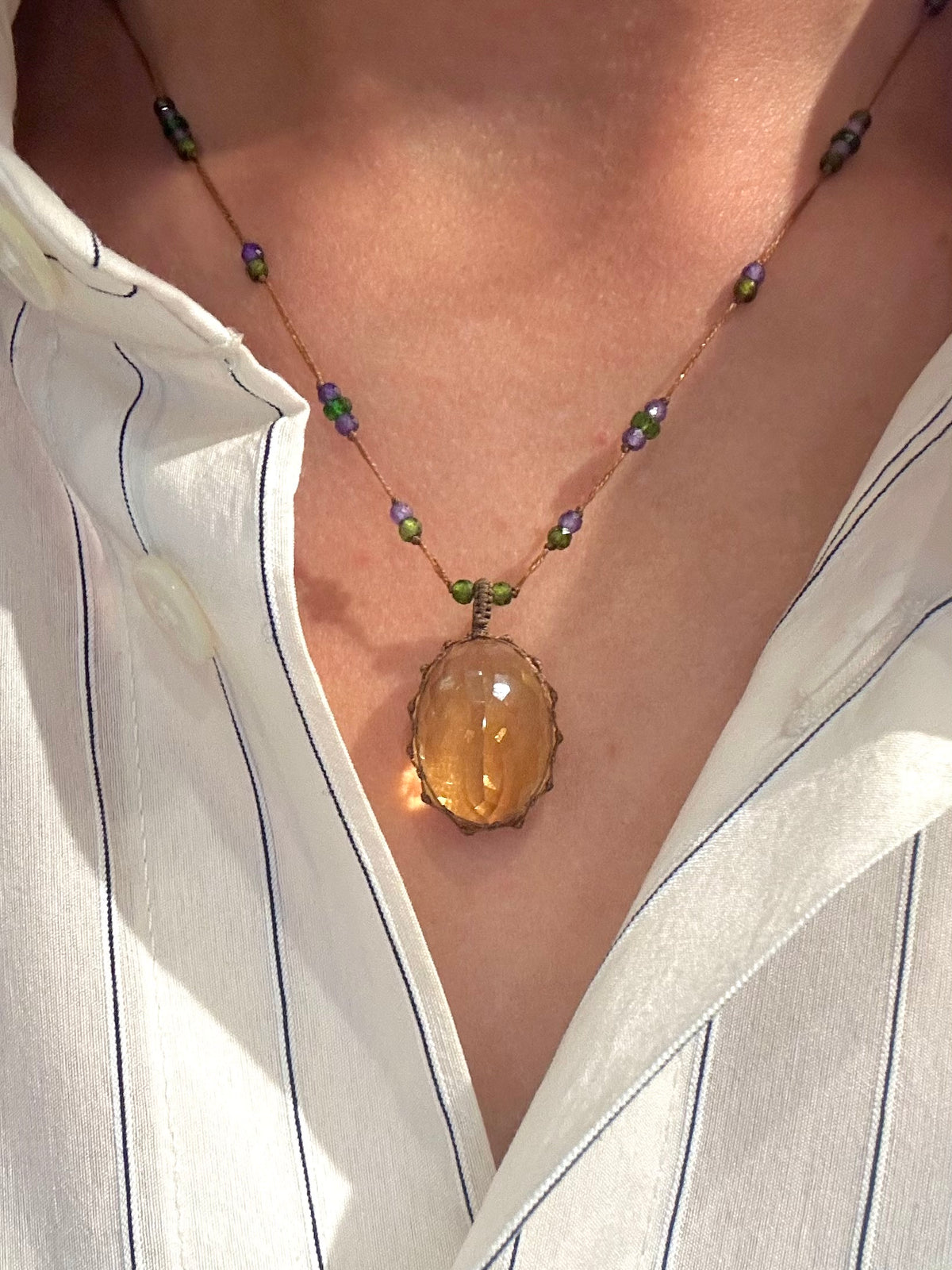 Collier Court Tibétain Citrine Fil Brun - Sharing