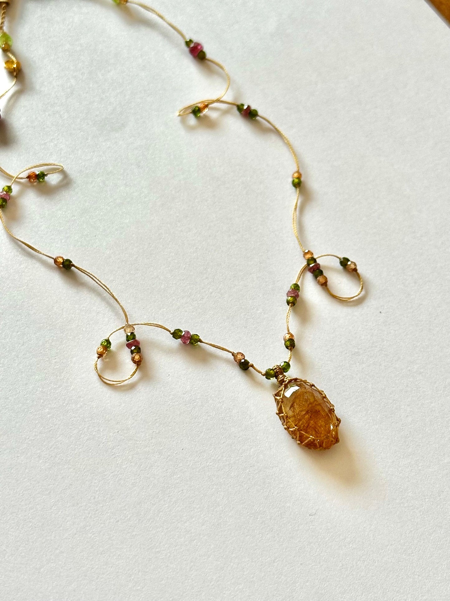 Collier Court Tibétain Quartz Rutile Or - Sharing