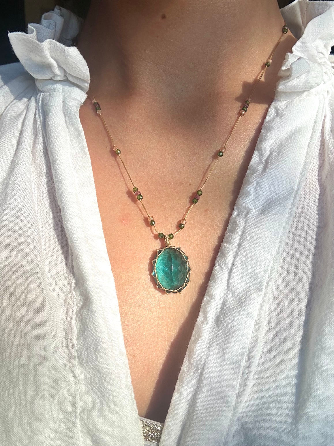 Collier Court Tibétain Fluorite Bleue 2 (Rare) - Sharing