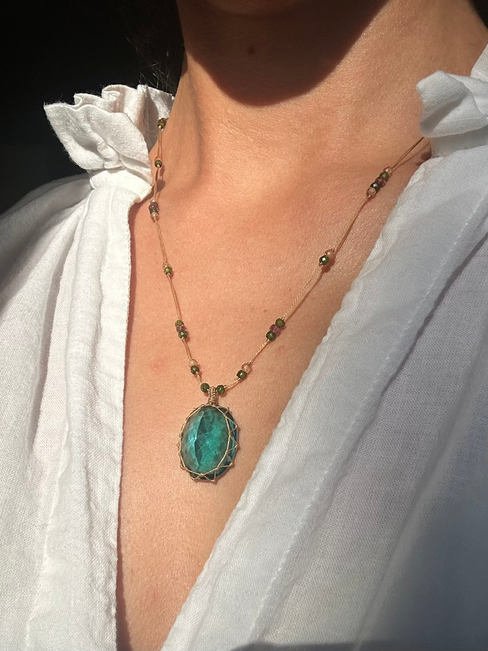 Collier Court Tibétain Fluorite Bleue 2 (Rare) - Sharing