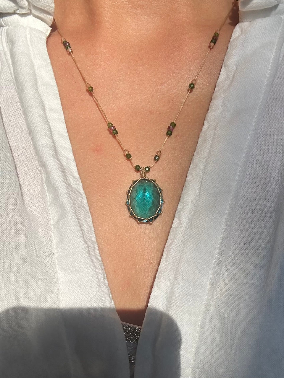 Collier Court Tibétain Fluorite Bleue 2 (Rare) - Sharing