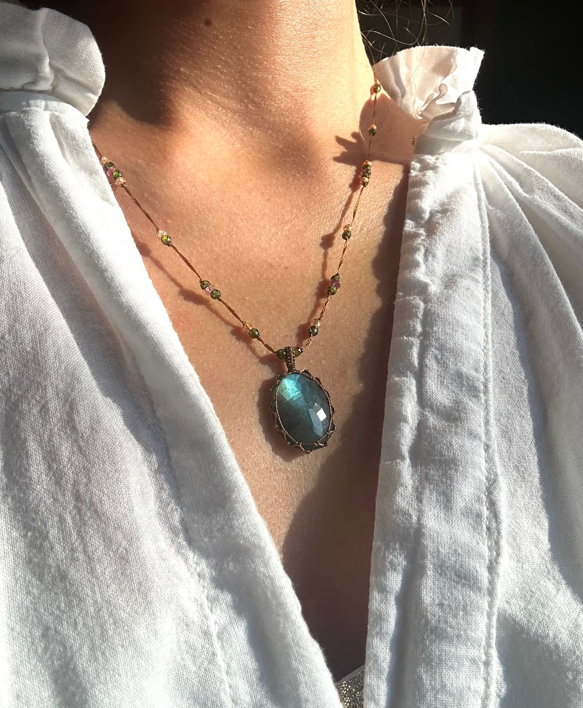 Collier Court Labradorite Blue Fire - Sharing