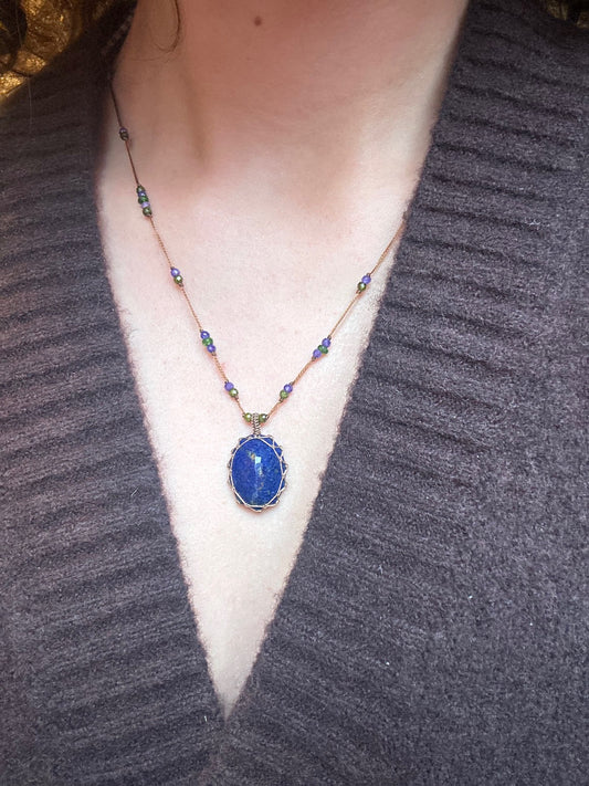 Collier Court Tibétain Lapis Lazuli - Sharing