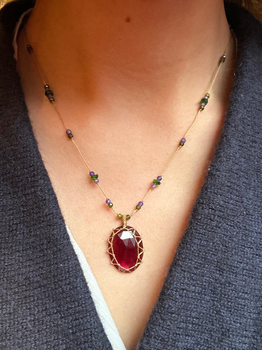 Collier Court Tibétain Grenat Rhodolite - Sharing