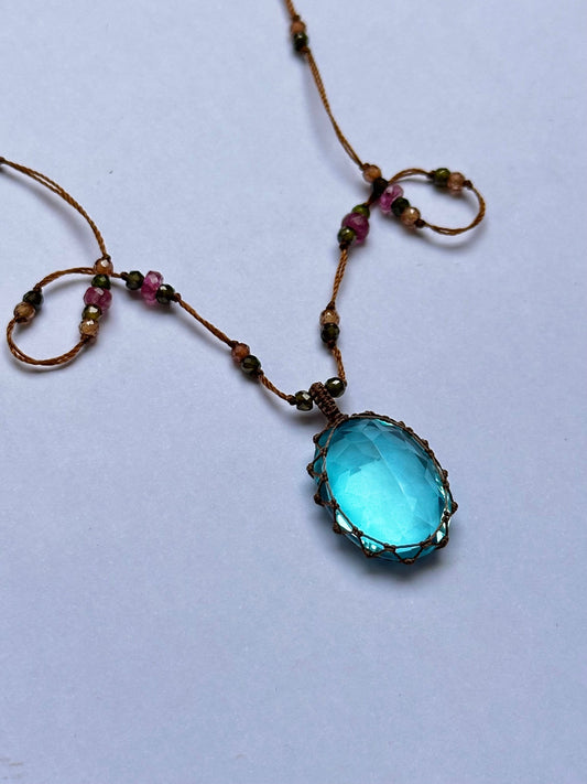 Collier Court Tibétain Crystal Quartz Dublet Bleu - Sharing