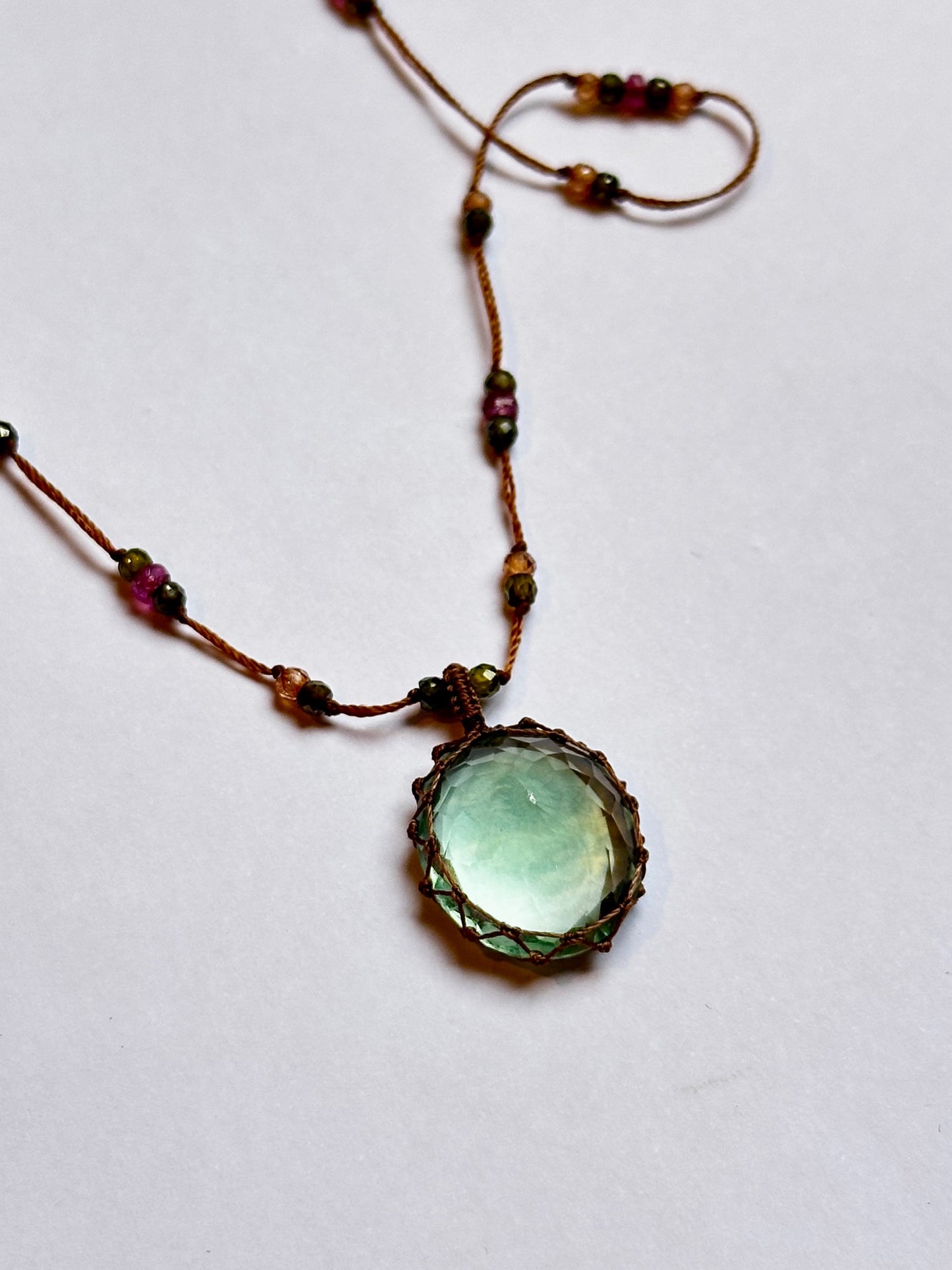 Collier Court Tibétain Fluorite Verte (Rare) - Sharing