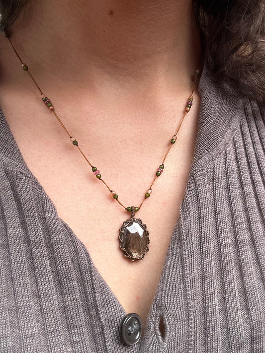 Collier Court Tibétain Corundum Foncé Fil Brun - Sharing