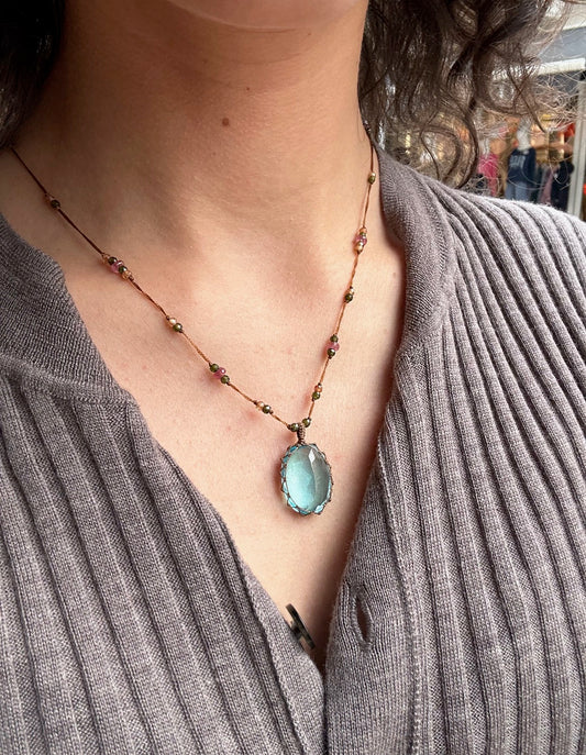 Collier Court Tibétain Crystal Quartz Dublet Bleu - Sharing