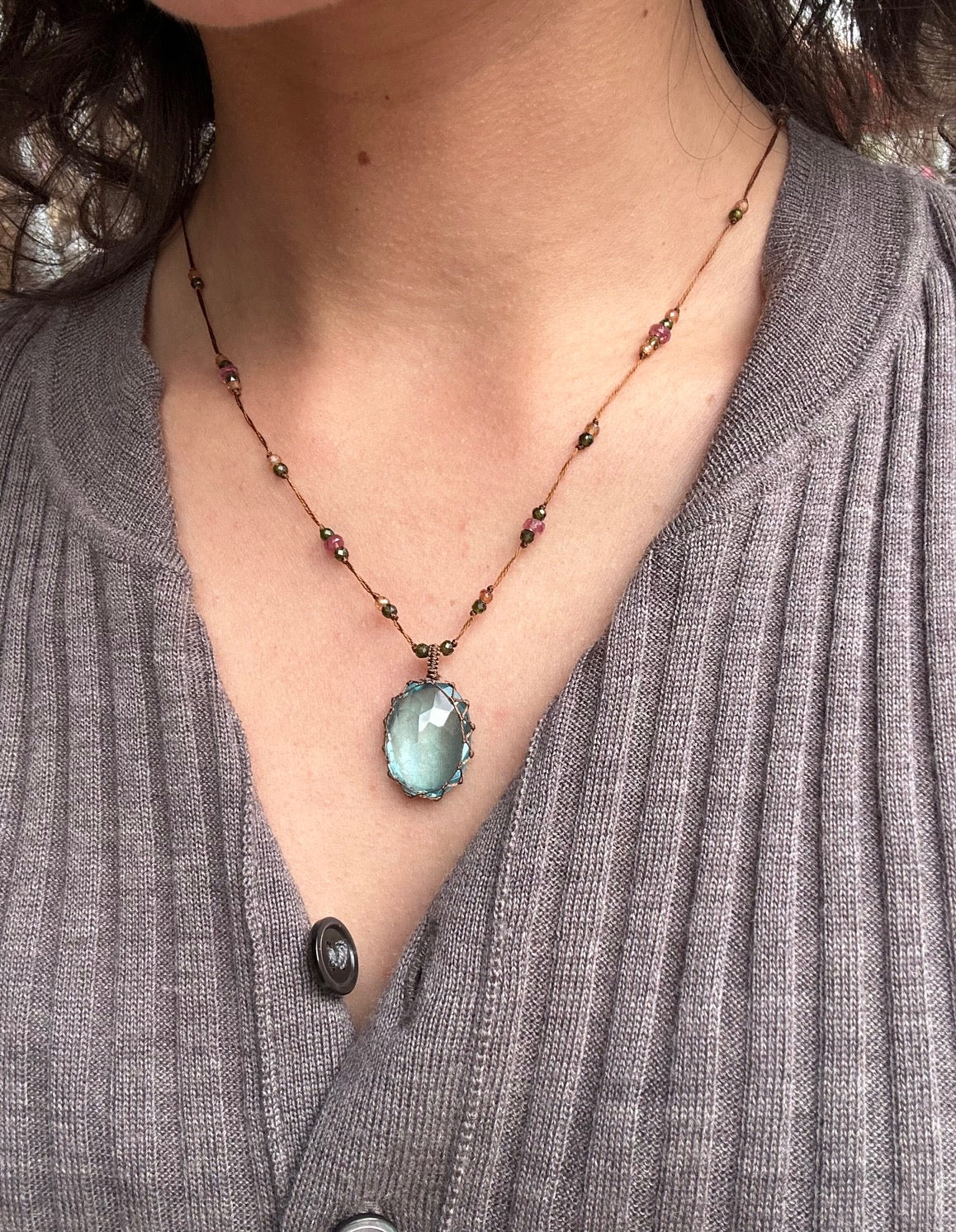 Collier Court Tibétain Crystal Quartz Dublet Bleu - Sharing