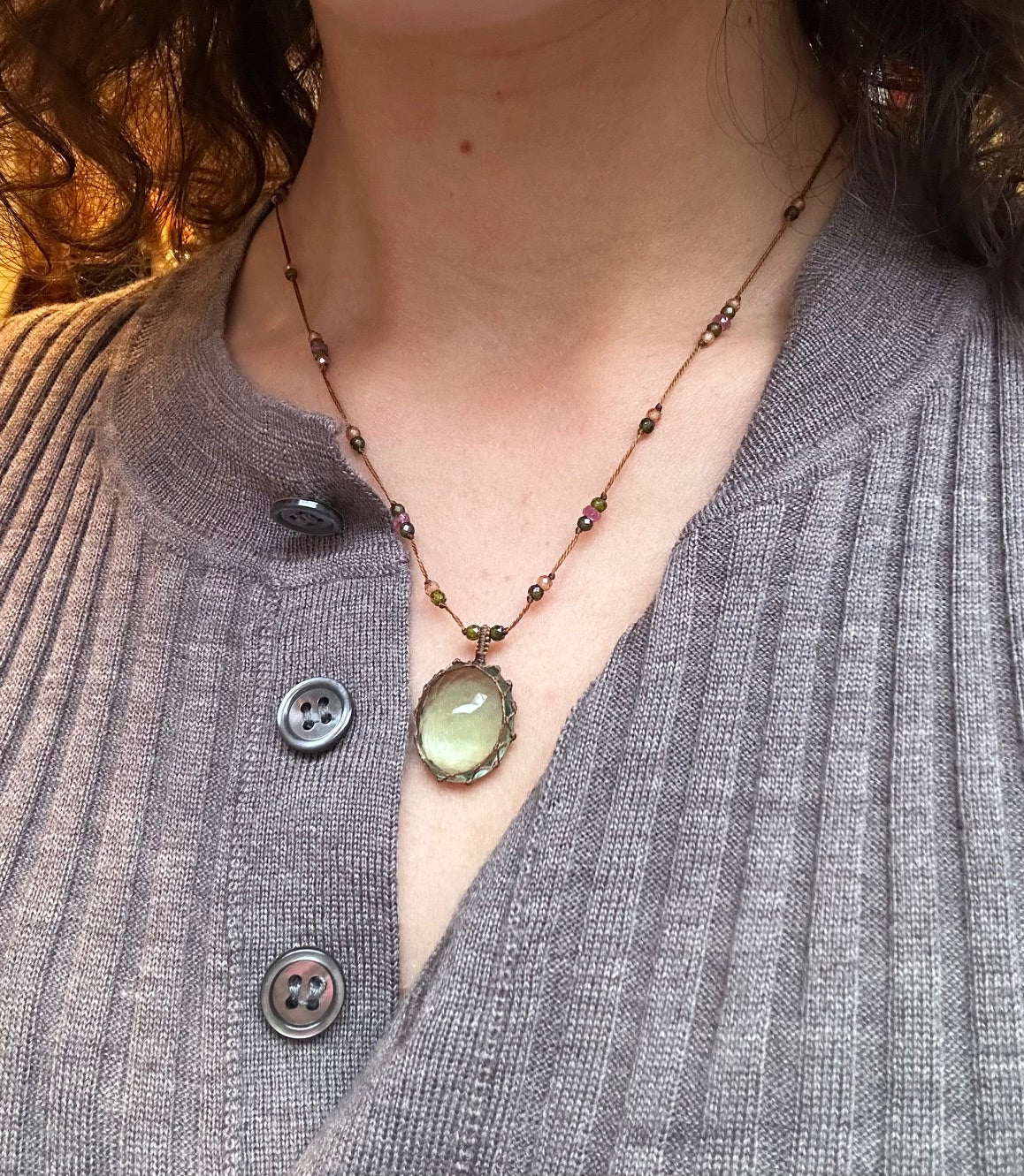 Collier Court Tibétain Fluorite Verte (Rare) - Sharing