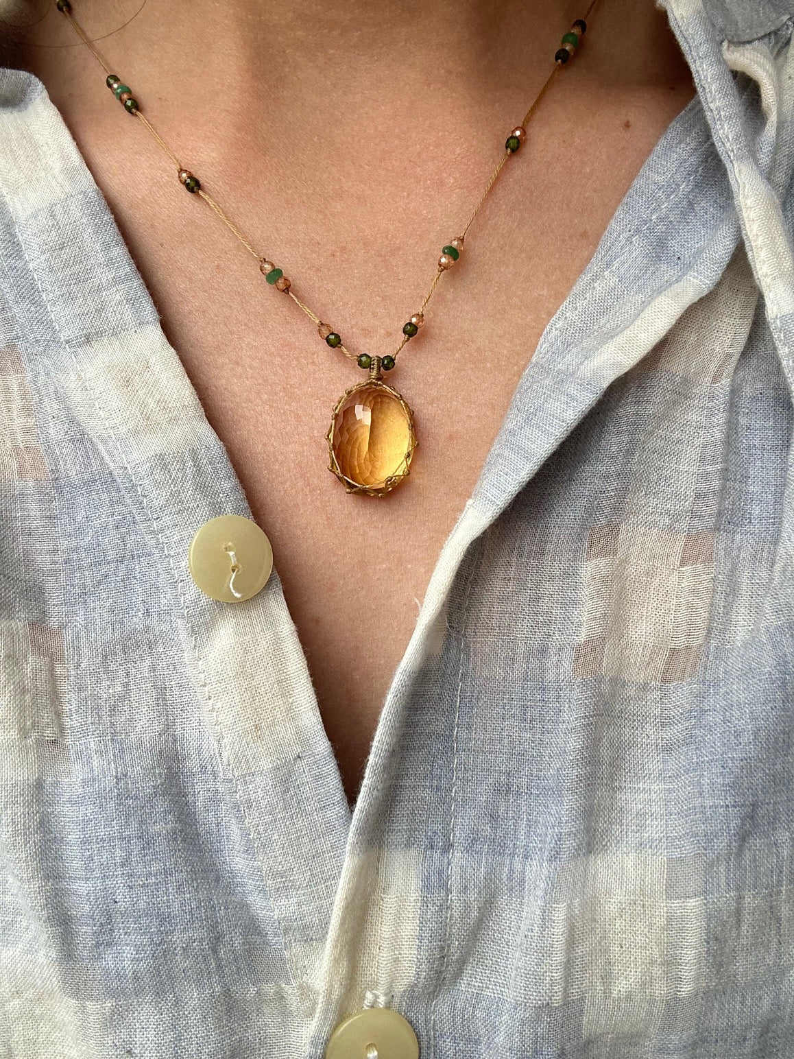 Collier Court Tibétain Citrine Fil Doré - Sharing