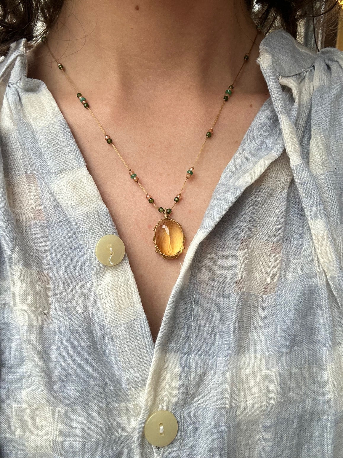 Collier Court Tibétain Citrine Fil Doré - Sharing