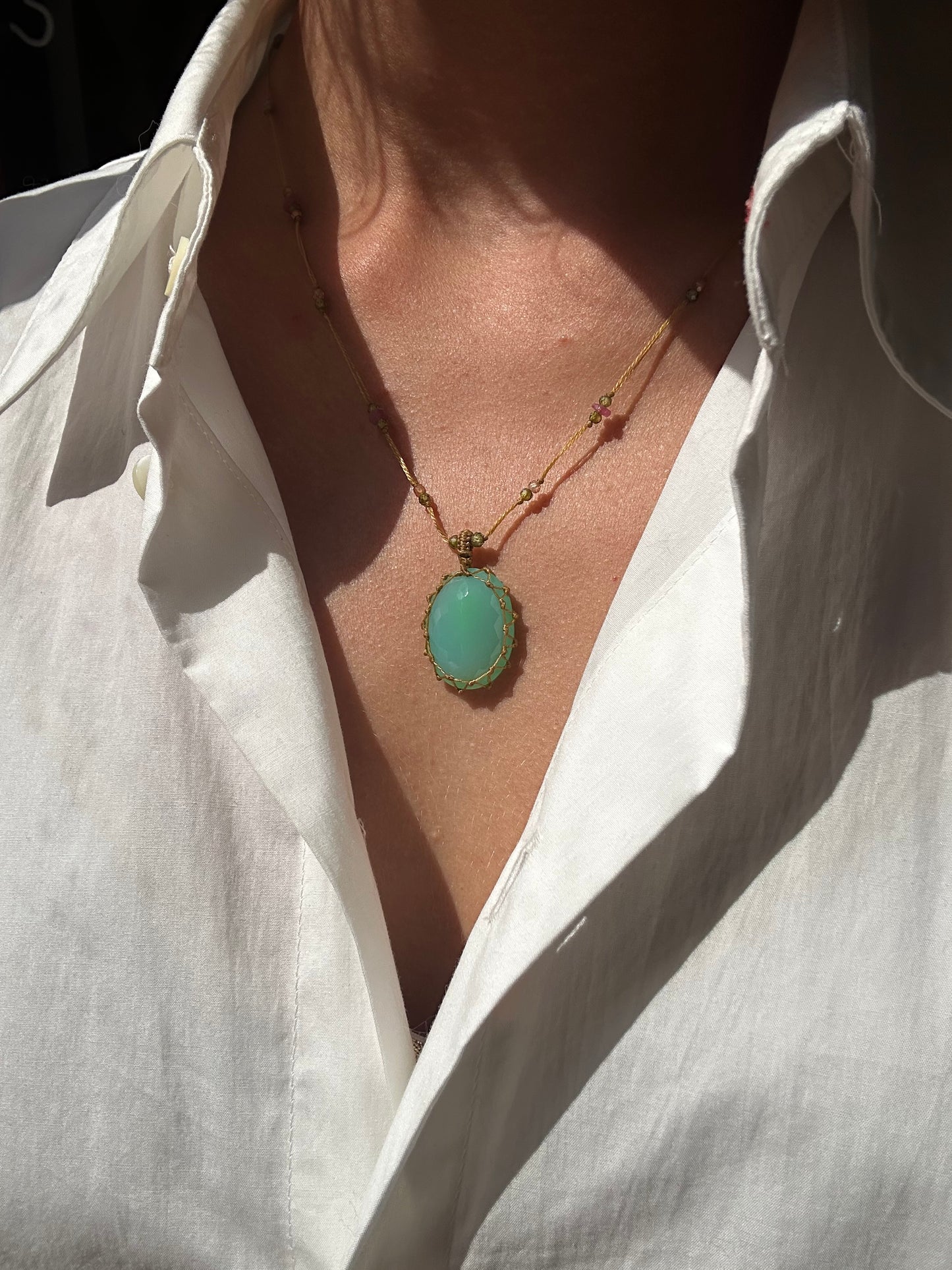 Collier Court Tibétain Chrysoprase - Sharing