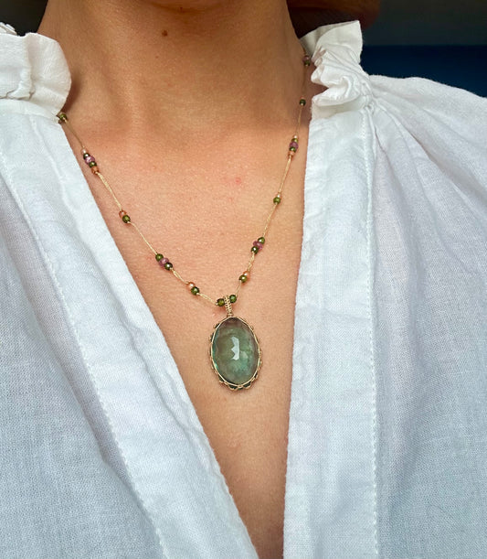 Collier Court Tibétain Fluorite Bleue (Rare) - Sharing