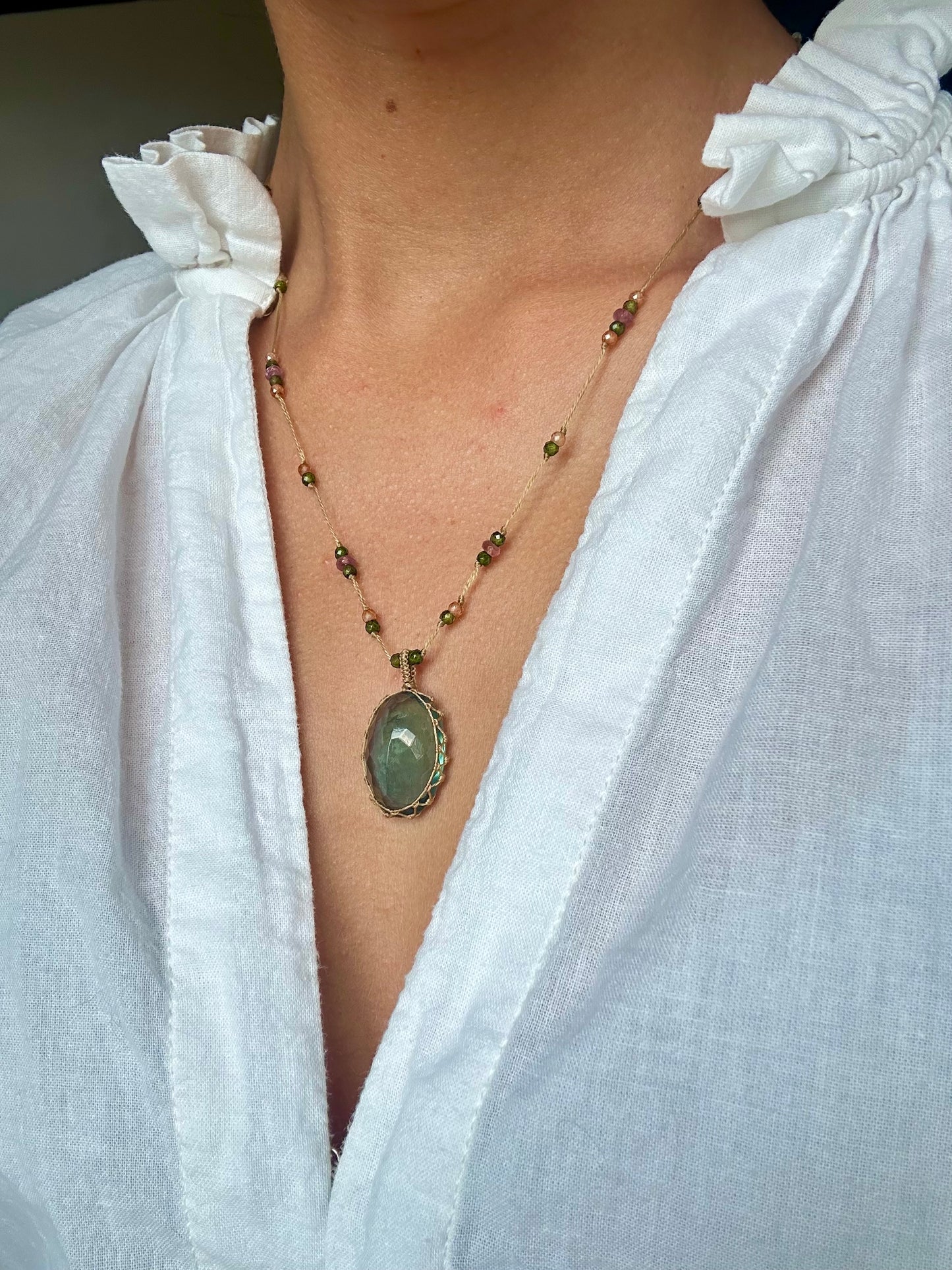 Collier Court Tibétain Fluorite Bleue (Rare) - Sharing