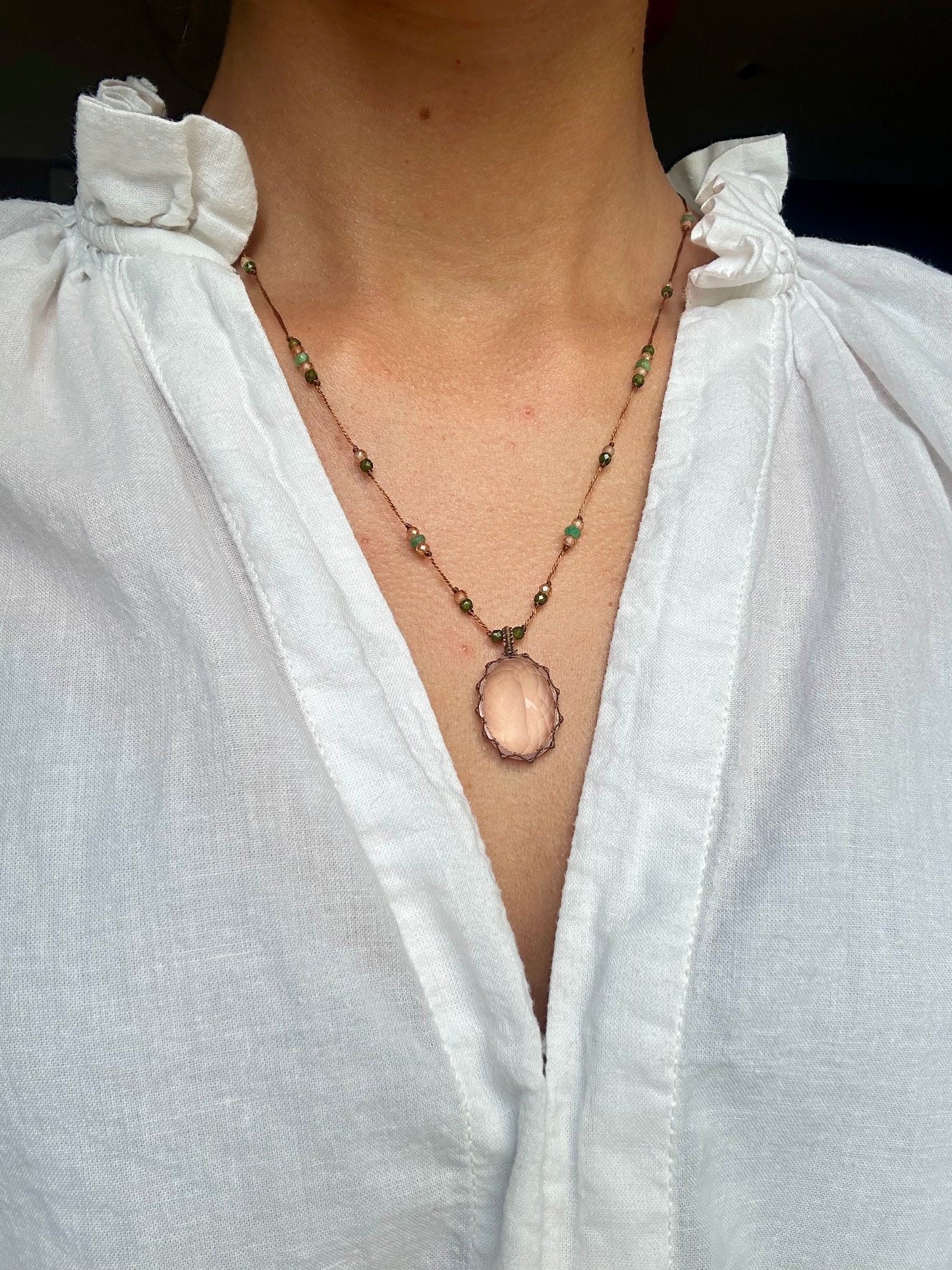Collier Court Tibétain Quartz Rose - Sharing