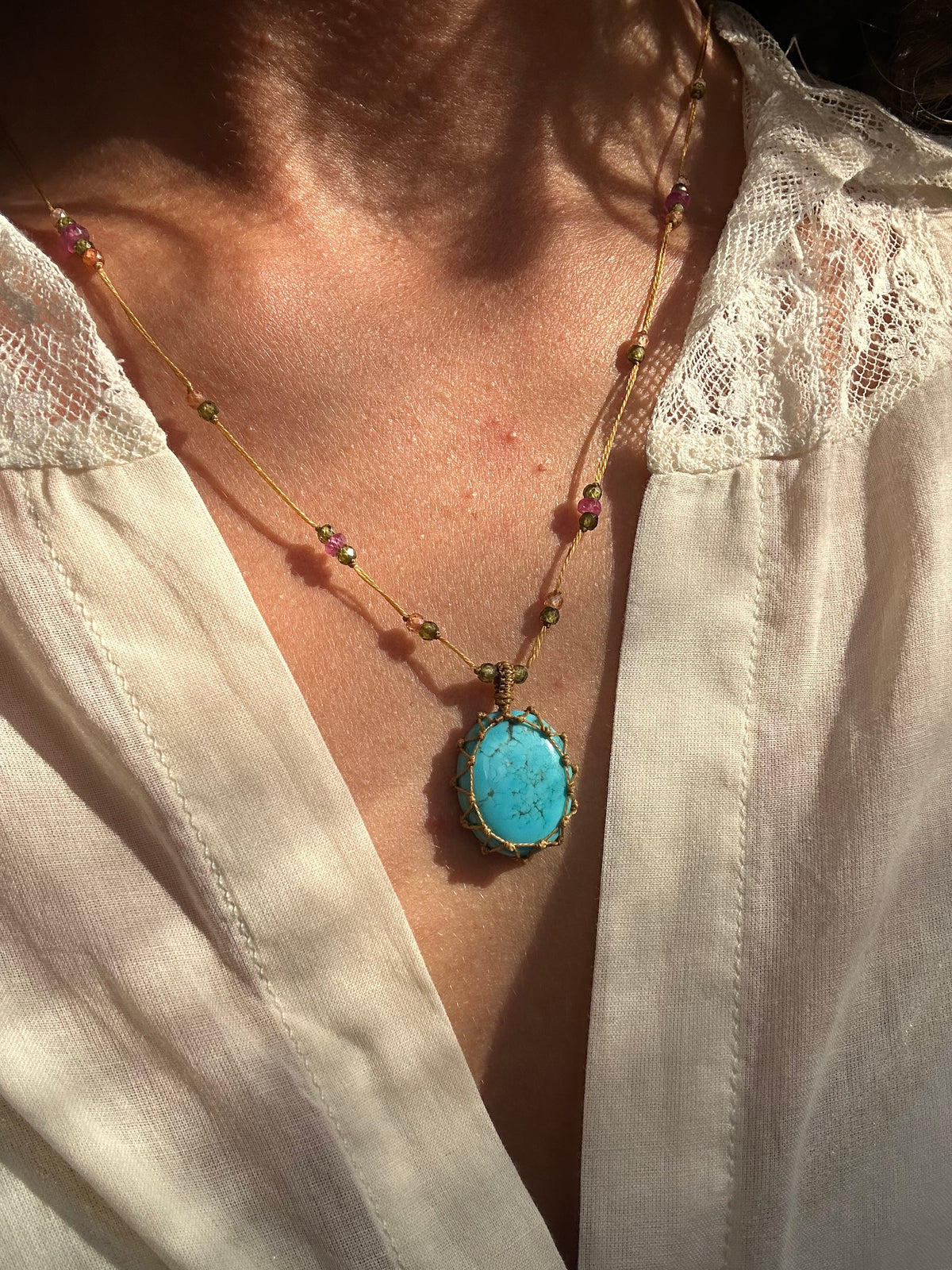 Collier Court Tibétain Turquoise - Sharing