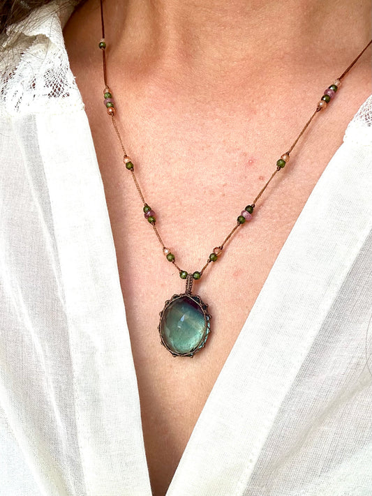 Collier Court Tibétain Fluorite Bleue Fil Brun (Rare) - Sharing