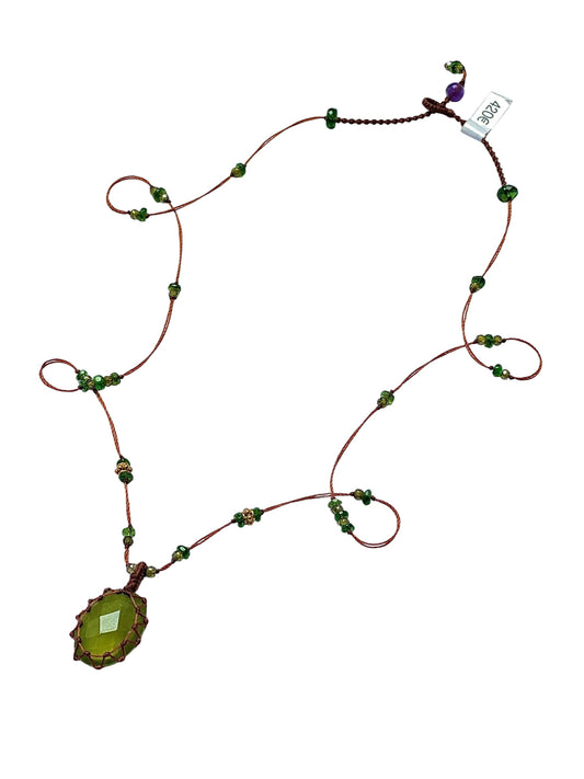 Collier Court Tibétain So Precious Vésuvianite - Sharing