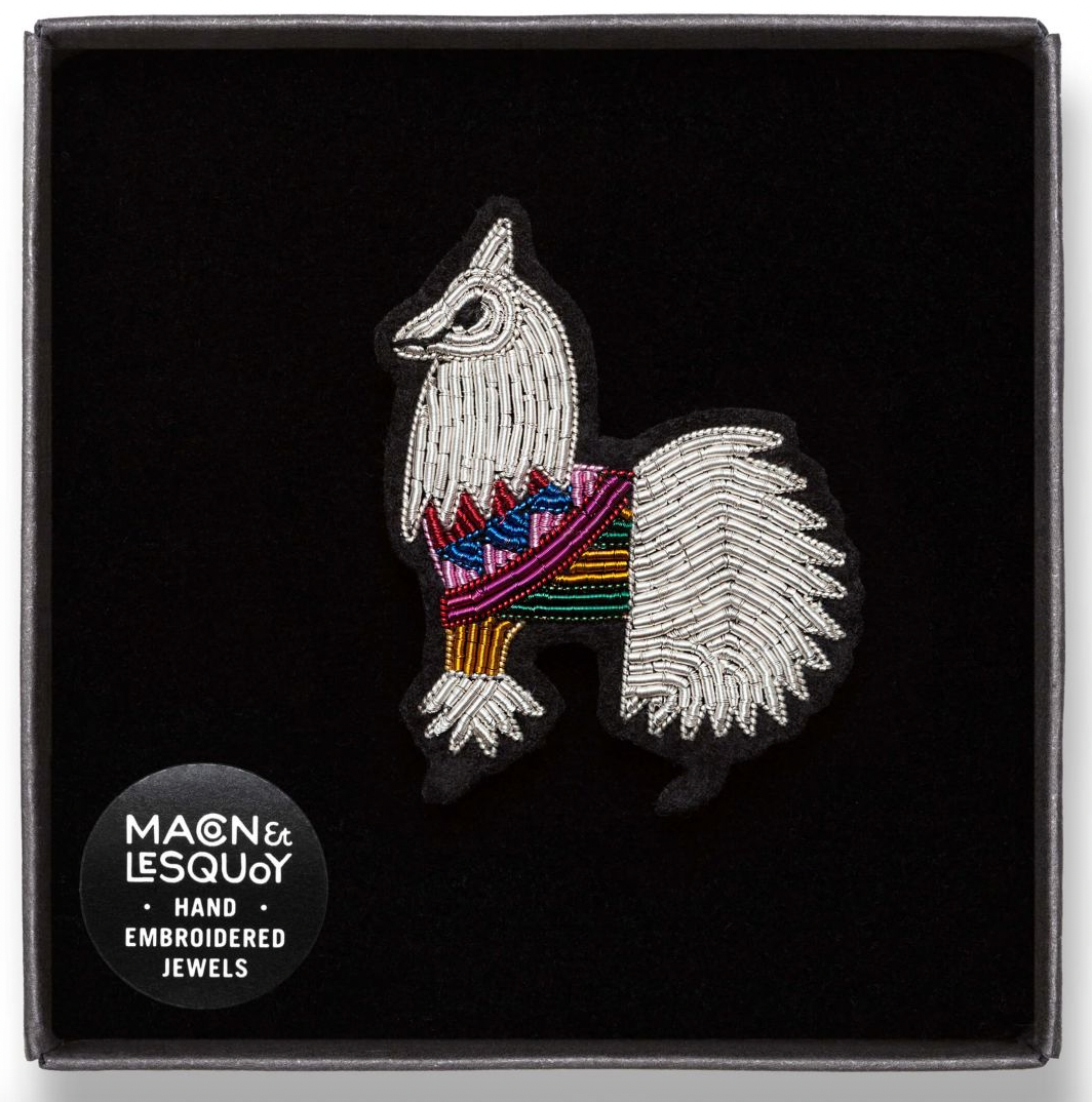 Llama brooch in sweater - Macon &amp; Lesquoy